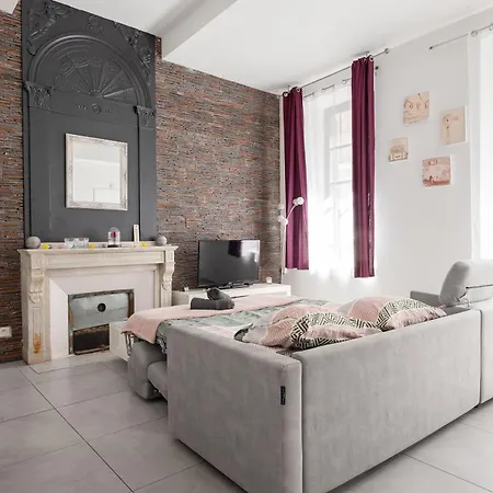 Centre -cosy 2 Pieces-clim-af アパート